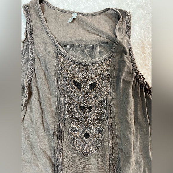 Free People embroidered & beaded tank size medium - Picture 2 of 7